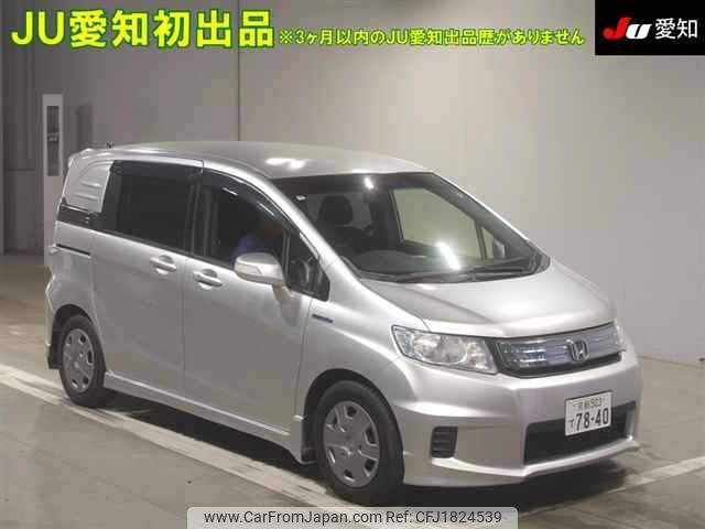 honda freed-spike 2013 CFJ1824539 image 1