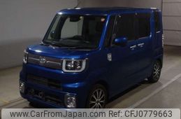 toyota pixis-mega 2018 -TOYOTA--Pixis Mega DBA-LA700A--LA700A-0014881---TOYOTA--Pixis Mega DBA-LA700A--LA700A-0014881-