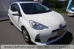 toyota aqua 2012 CFJ1664651