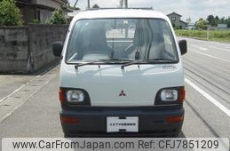 mitsubishi-minicab-truck-1995-2824-car_b6944610-9480-4ea9-ab34-70f3dbdf3341