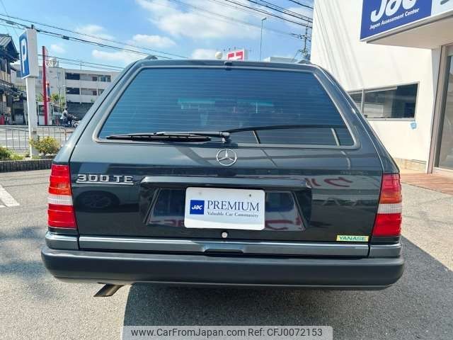 mercedes-benz e-class-station-wagon 1992 -MERCEDES-BENZ 【神戸 370ﾅ1124】--Benz E Class Wagon E-124090--WDB124090-2F227435---MERCEDES-BENZ 【神戸 370ﾅ1124】--Benz E Class Wagon E-124090--WDB124090-2F227435- image 2