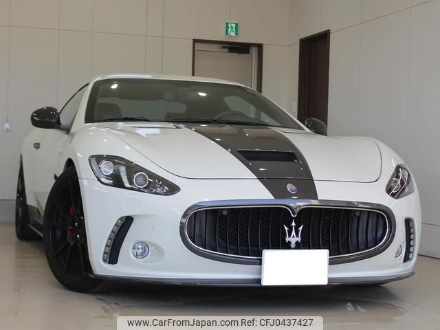 maserati granturismo 2011 GOO_JP_700130095430241109001 image 1