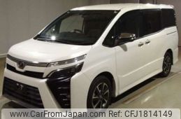 toyota voxy 2018 CFJ1814149