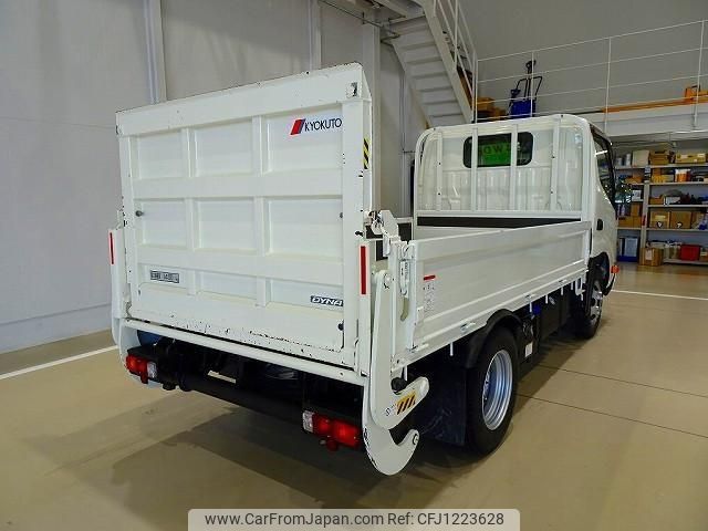 toyota dyna-truck 2022 CFJ1223628 image 2