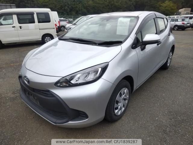 toyota aqua 2022 CFJ1839287 image 1