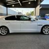 jaguar xe 2017 CFJ1819431 image 15