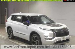 mitsubishi outlander-phev 2024 CFJ1758895