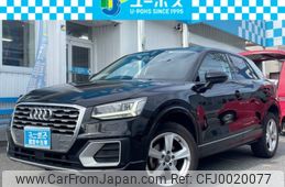 audi q2 2020 CARSENSOR_JP_AU5859683505