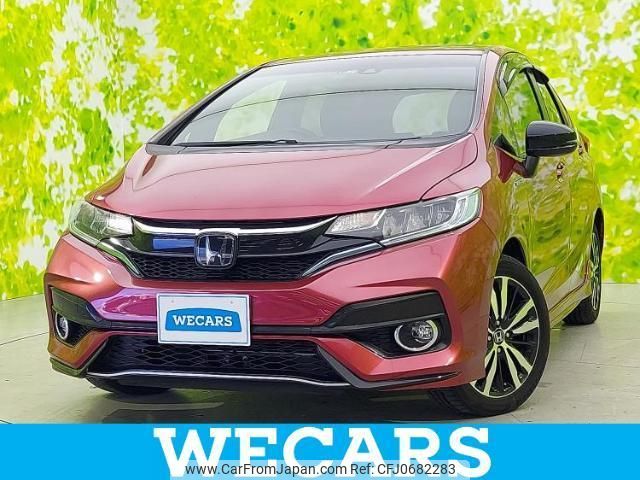 honda fit-hybrid 2017 quick_quick_DAA-GP5_GP5-3410603 image 1