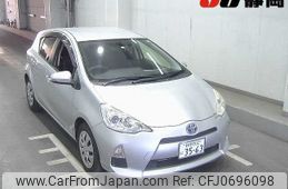 toyota aqua 2014 -TOYOTA 【静岡 502ﾆ3563】--AQUA NHP10--NHP10-6286984---TOYOTA 【静岡 502ﾆ3563】--AQUA NHP10--NHP10-6286984-