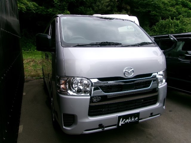 car_b6ca40fe-163e-47bb-91fa-