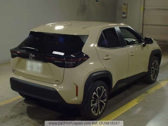 toyota yaris-cross 2023 -TOYOTA 【旭川 300ﾜ9225】--Yaris Cross 5BA-MXPB15--MXPB15-3011704---TOYOTA 【旭川 300ﾜ9225】--Yaris Cross 5BA-MXPB15--MXPB15-3011704- image 2