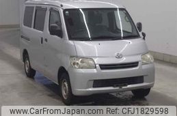 toyota liteace-van undefined CFJ1829598