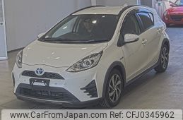 toyota aqua 2018 -TOYOTA--AQUA NHP10H-6760521---TOYOTA--AQUA NHP10H-6760521-