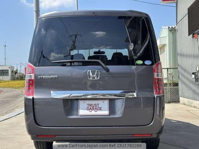 honda stepwagon 2015 CFJ1782288 image 2