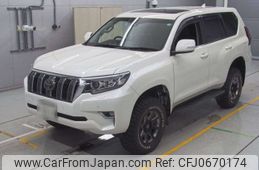 toyota land-cruiser-prado 2017 -TOYOTA 【足立 331て5572】--Land Cruiser Prado GDJ150W-0021868---TOYOTA 【足立 331て5572】--Land Cruiser Prado GDJ150W-0021868-