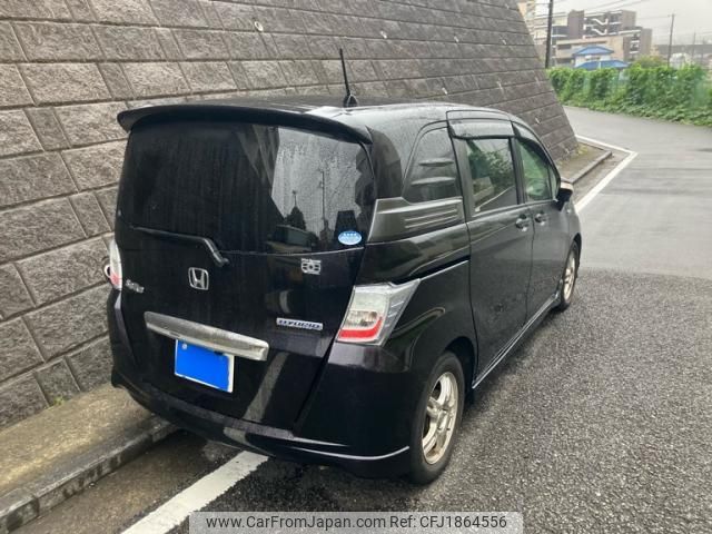 honda freed-spike 2012 CFJ1864556 image 2