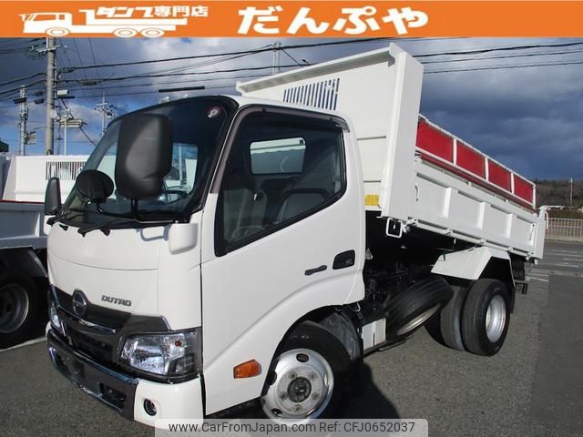 hino dutro 2017 GOO_NET_EXCHANGE_0730265A30250116W001 image 1