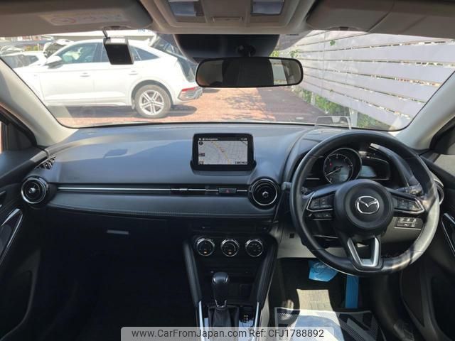 mazda demio 2018 CFJ1788892 image 2