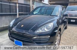 porsche cayenne 2012 CFJ1597787