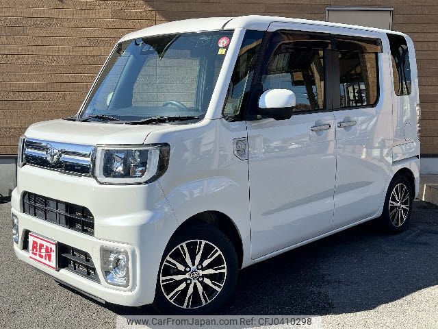 toyota pixis-mega 2018 -TOYOTA--Pixis Mega DBA-LA700A--LA700A-0016872---TOYOTA--Pixis Mega DBA-LA700A--LA700A-0016872- image 1