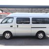 nissan-caravan-bus-2002-10918-car_b7001931-375a-42a6-b597-b85218227e81