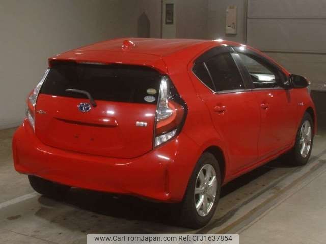 toyota aqua 2018 CFJ1637854 image 2