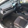 toyota c-hr 2017 CFJ1733534 image 14