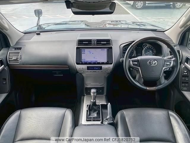 toyota land-cruiser-prado 2019 CFJ1820752 image 2