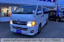 toyota hiace-van 2010 CFJ1759682