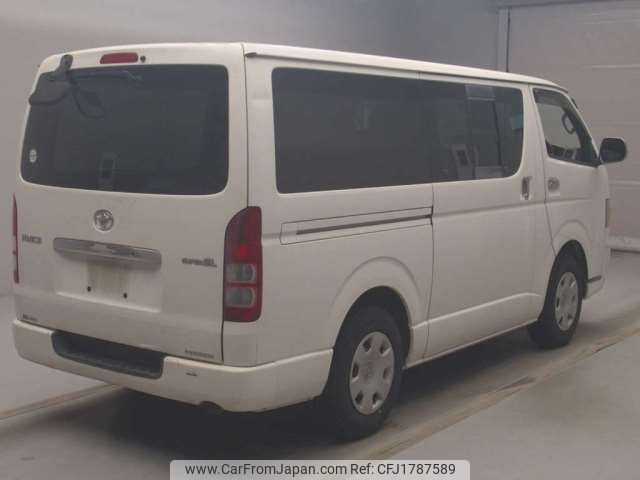 toyota hiace-van 2004 CFJ1787589 image 2