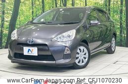 toyota aqua 2012 CFJ1070230