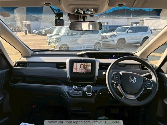 honda freed-hybrid 2024 CFJ1833604 image 2
