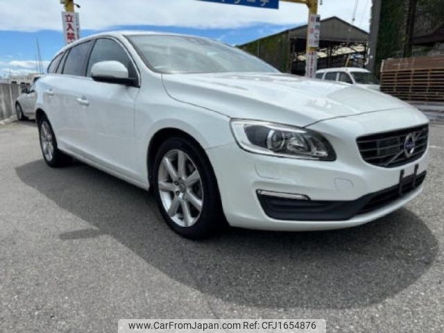 volvo v60 2016 CFJ1654876 image 1