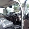 mitsubishi-fuso canter 2025 CFJ1825208 image 11