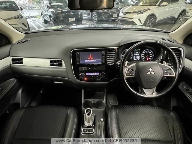 mitsubishi outlander-phev 2013 quick_quick_DLA-GG2W_GG2W-0008112 image 2