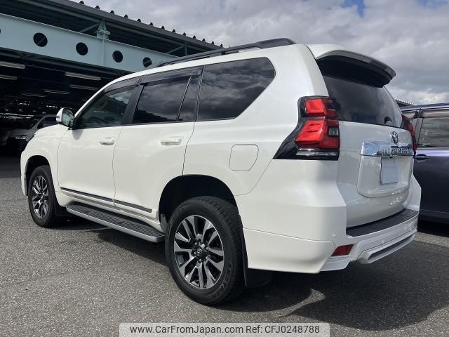 toyota land-cruiser-prado 2022 quick_quick_3BA-TRJ150W_TRJ150-0141620 image 2