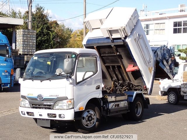 hino dutro 2015 24233007 image 1