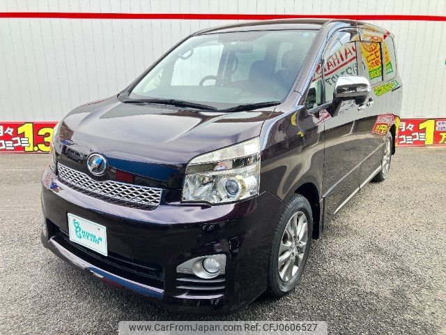 toyota voxy 2013 -TOYOTA--Voxy ZRR70W--0598813---TOYOTA--Voxy ZRR70W--0598813- image 1