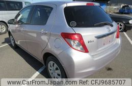 toyota vitz 2011 504928-240410175012