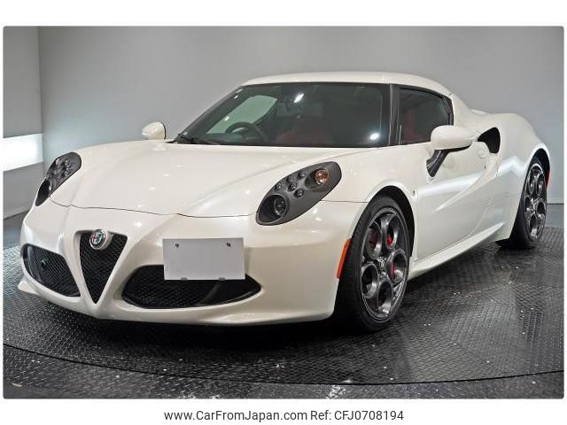 alfa-romeo 4c 2015 quick_quick_ABA-96018_ZAR9600000M147137 image 1