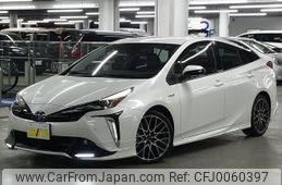 toyota prius 2019 -TOYOTA--Prius DAA-ZVW51--ZVW51-6137504---TOYOTA--Prius DAA-ZVW51--ZVW51-6137504-