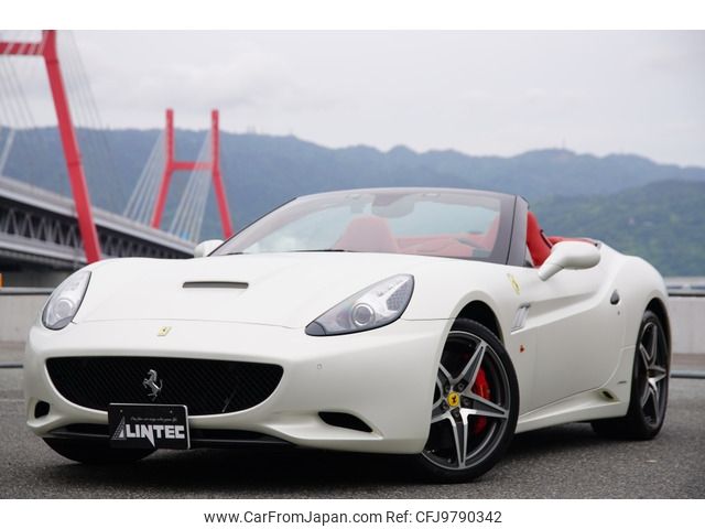 ferrari california 2013 -FERRARI--Ferrari California ABA-F149S--ZFFTJ65J000193590---FERRARI--Ferrari California ABA-F149S--ZFFTJ65J000193590- image 1