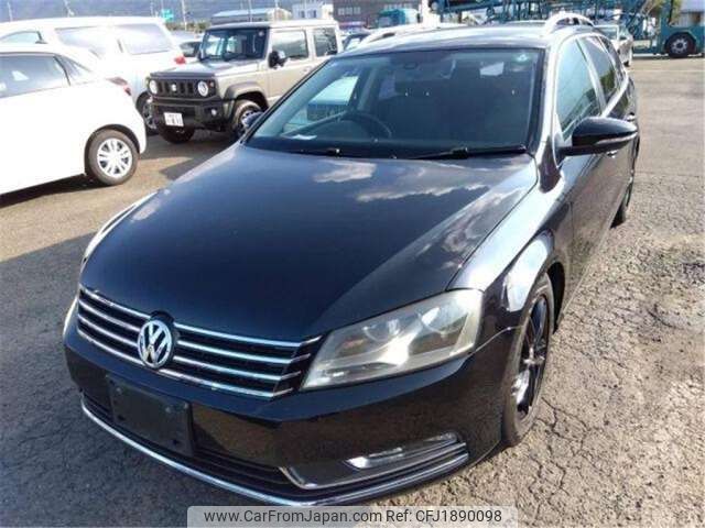 volkswagen passat-variant 2014 CFJ1890098 image 1