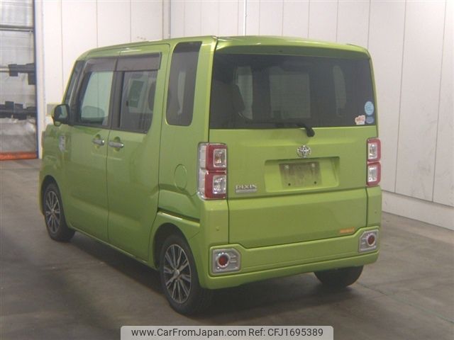 toyota pixis-mega 2016 CFJ1695389 image 2