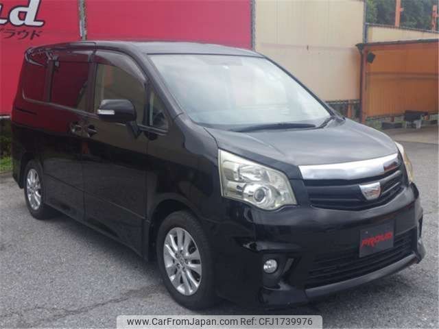 toyota noah 2010 CFJ1739976 image 1