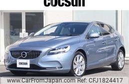 volvo v40 2017 CFJ1824417