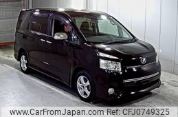 toyota voxy 2009 CFJ0749325