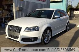 audi-s3-2009-5948-car_b79e73ed-94c3-4f00-b92a-d5fd5b2c88d4