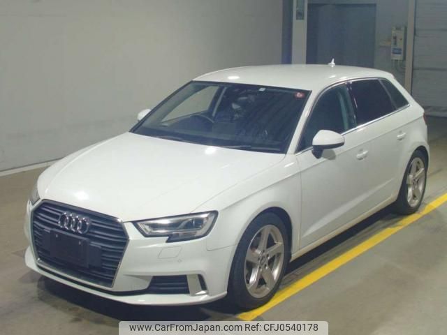 audi a3 2017 quick_quick_DBA-8VCXS_WAUZZZ8V3JA042611 image 1